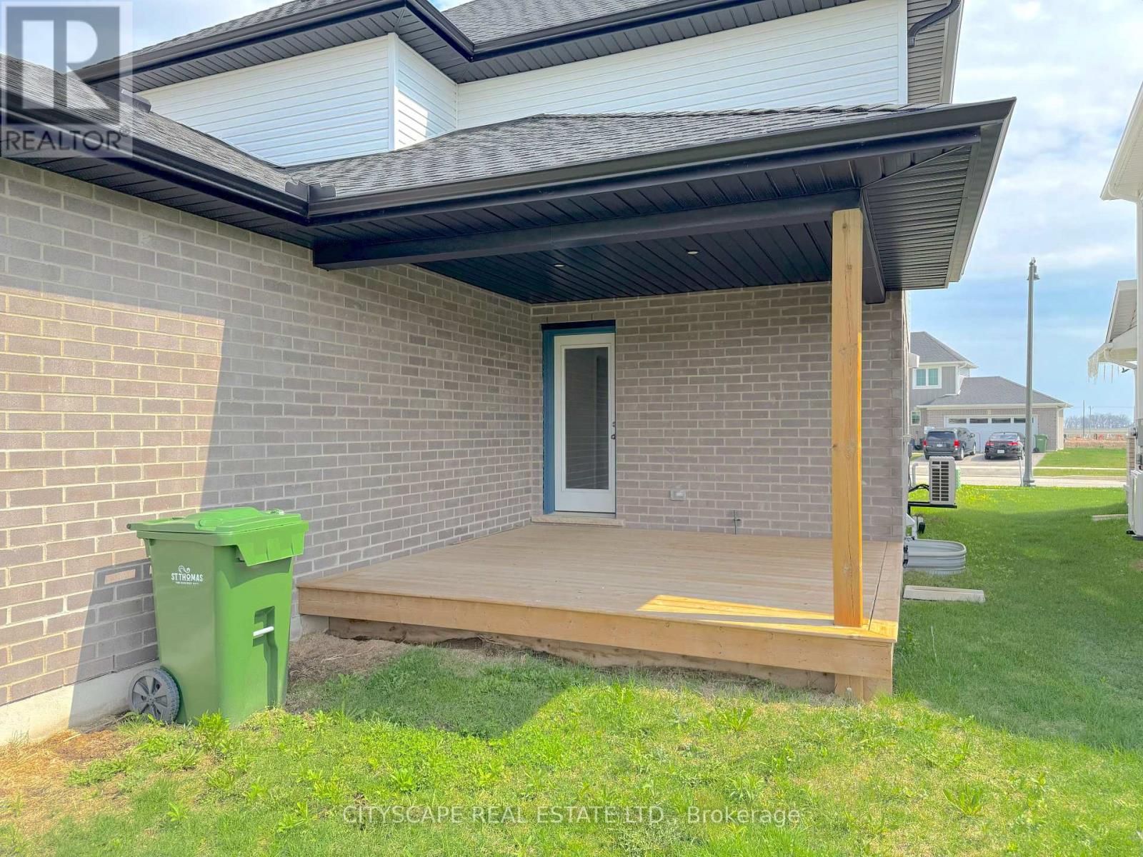 118 Benjamin Parkway, St. Thomas, Ontario  N5R 0L6 - Photo 38 - X12383453