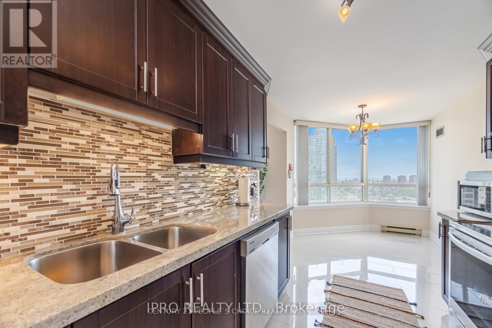 1603 - 3605 Kariya Drive, Mississauga, Ontario  L5B 3J4 - Photo 17 - W12336563