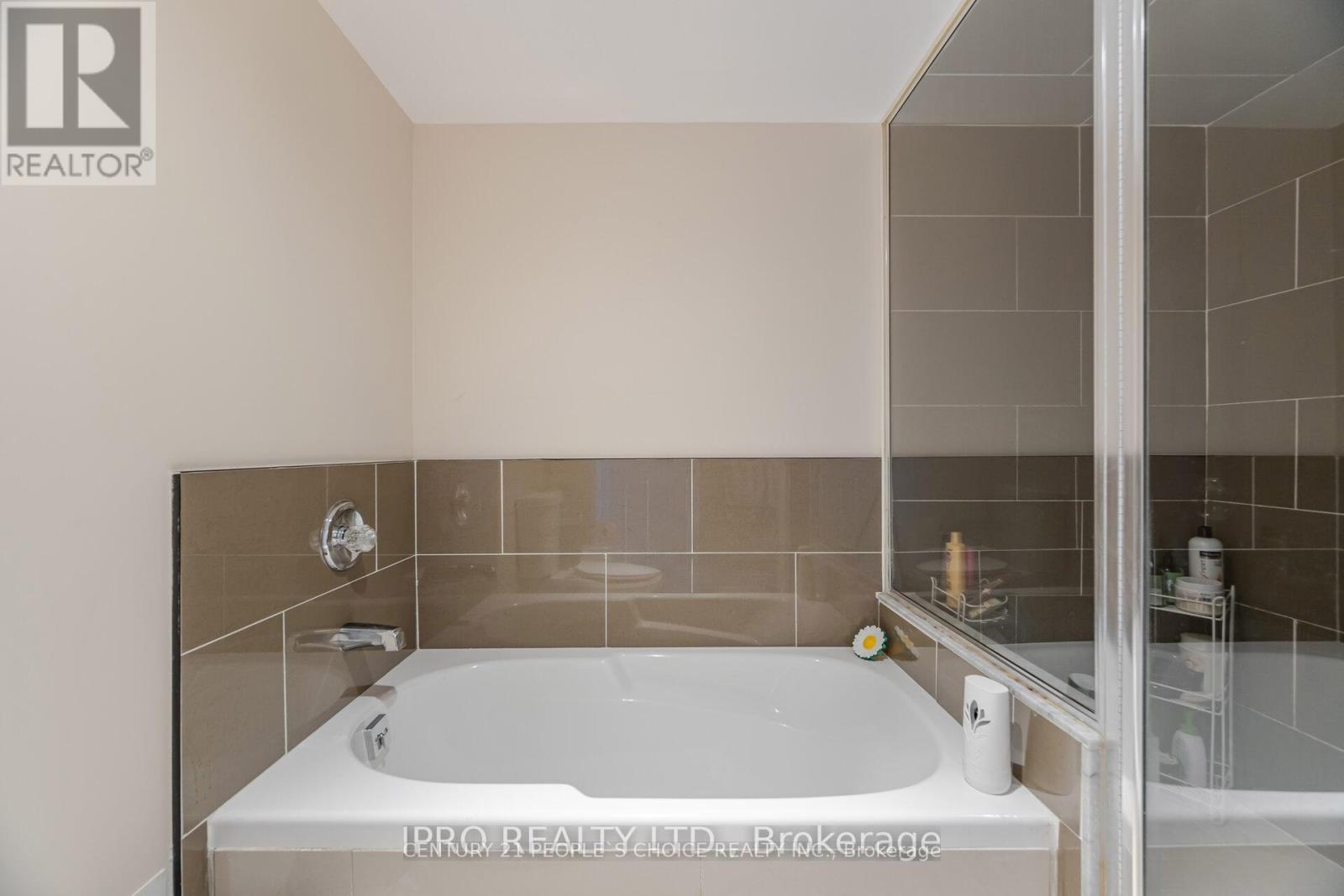1603 - 3605 Kariya Drive, Mississauga, Ontario  L5B 3J4 - Photo 24 - W12336563