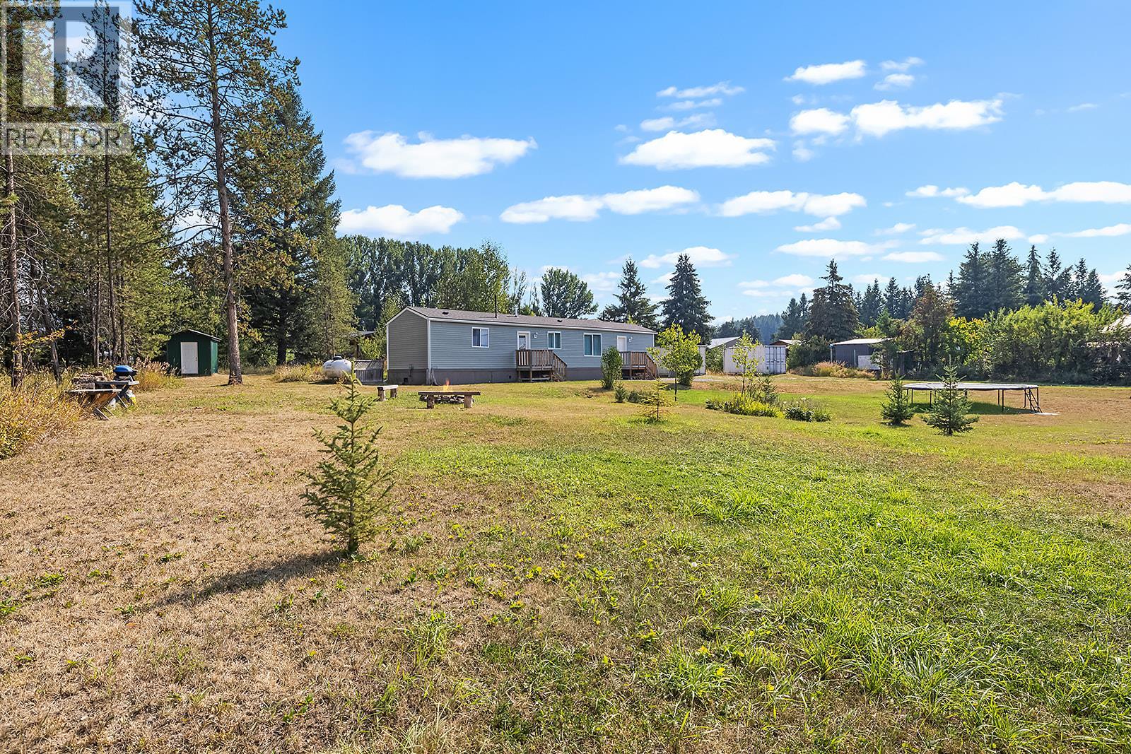 7306 BERTRAND Road, jaffray, British Columbia