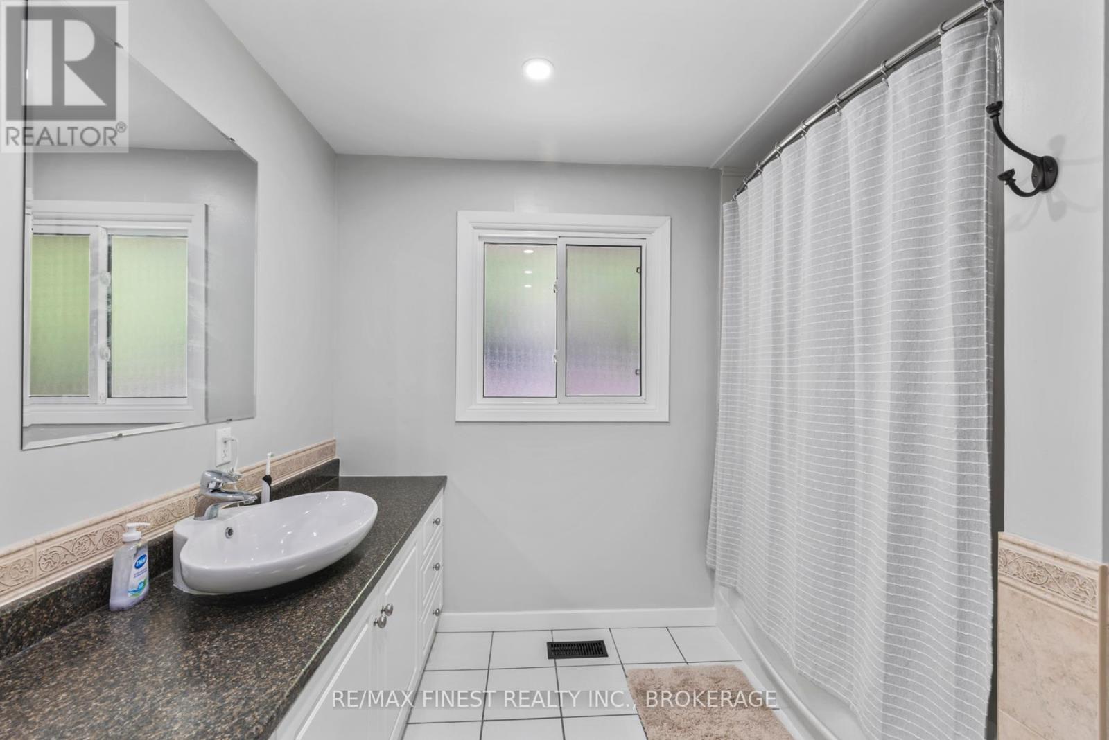 3327 Loughborough Drive, Kingston, Ontario  K0H 1S0 - Photo 20 - X12383617