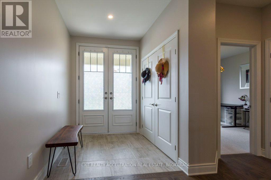 113 Country Club Drive, Loyalist, Ontario  K0H 1G0 - Photo 12 - X12383694