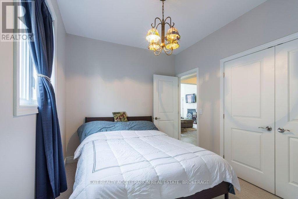113 Country Club Drive, Loyalist, Ontario  K0H 1G0 - Photo 28 - X12383694