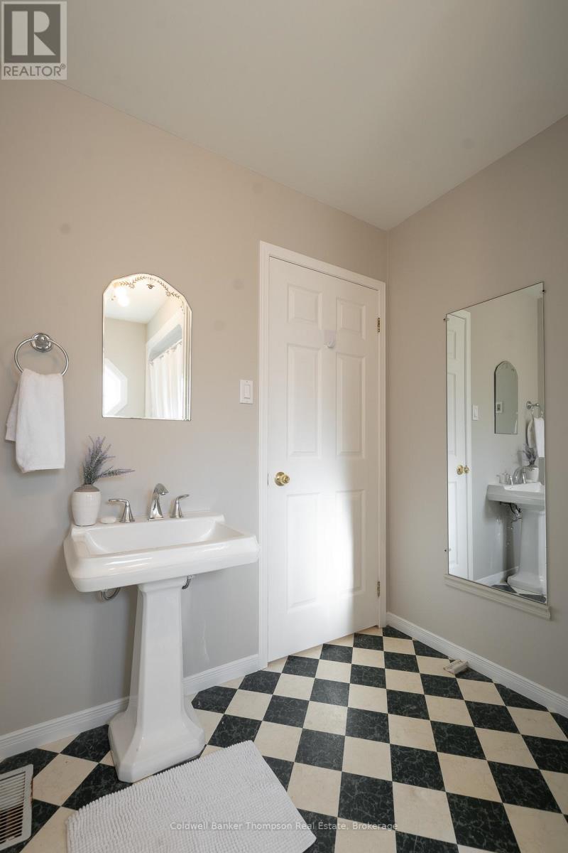 30 Church Street, Huntsville, Ontario  P1H 1G8 - Photo 14 - X12383649