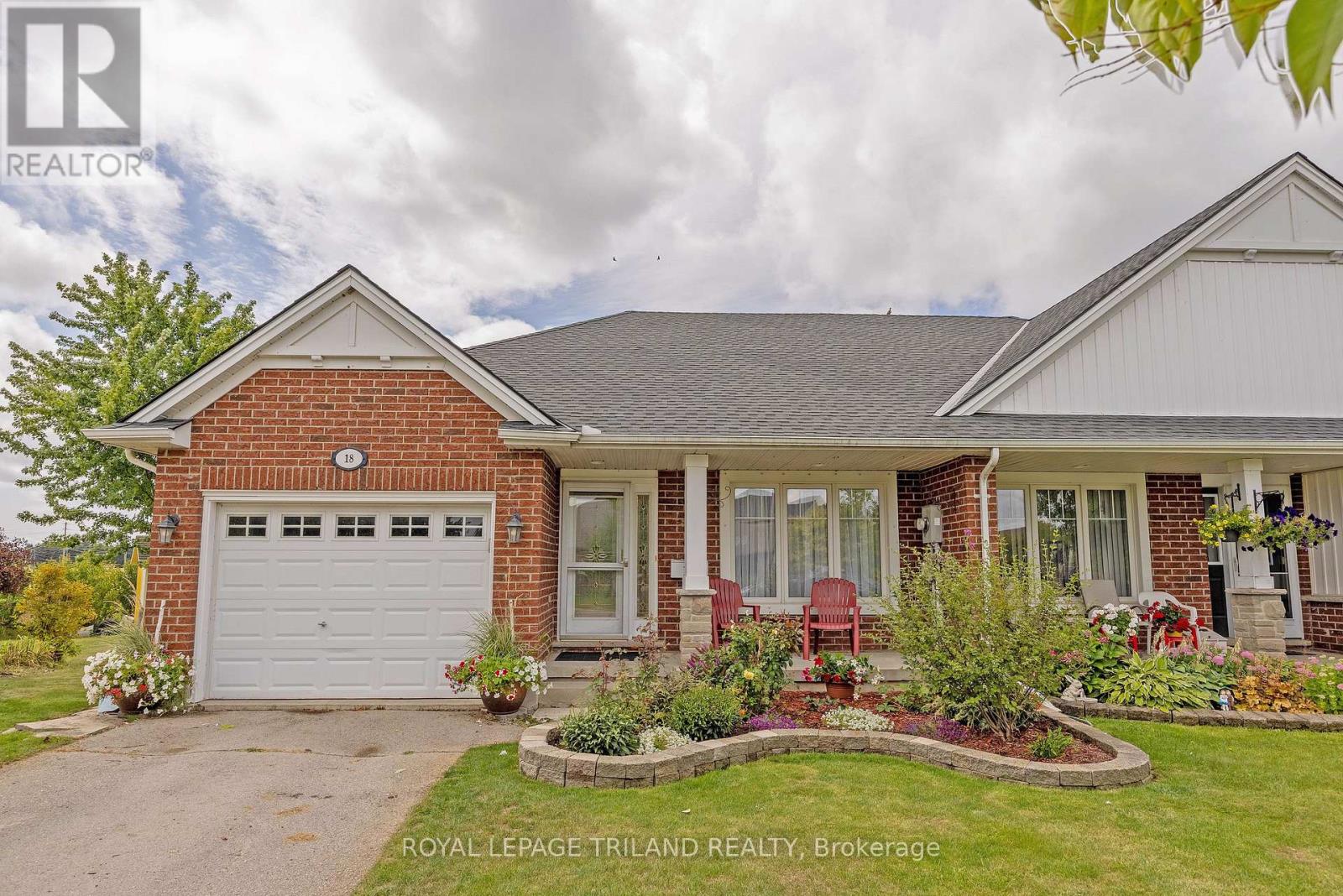 18 Coleman Court, St. Thomas, Ontario  N5R 0A5 - Photo 2 - X12383710