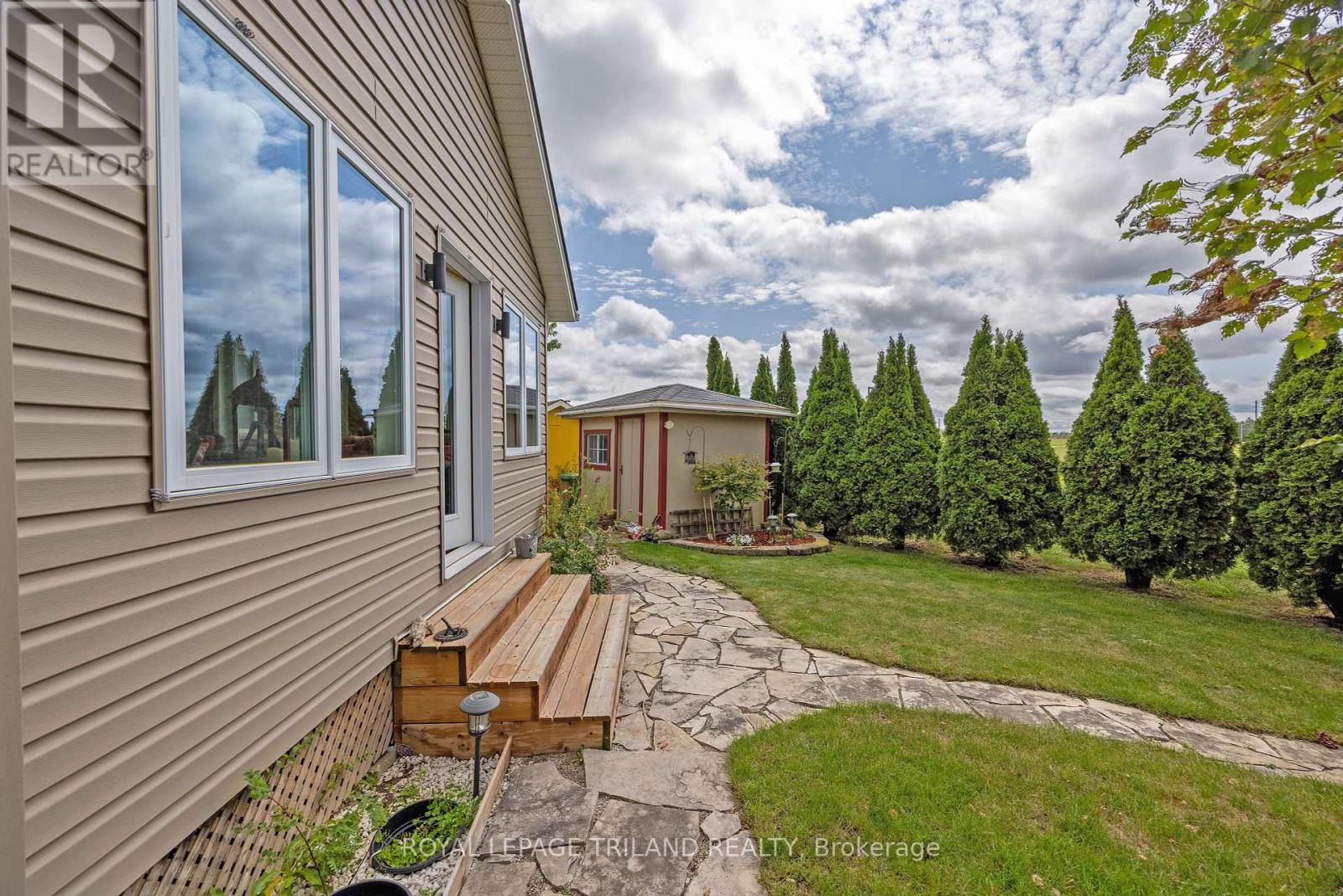 18 Coleman Court, St. Thomas, Ontario  N5R 0A5 - Photo 29 - X12383710