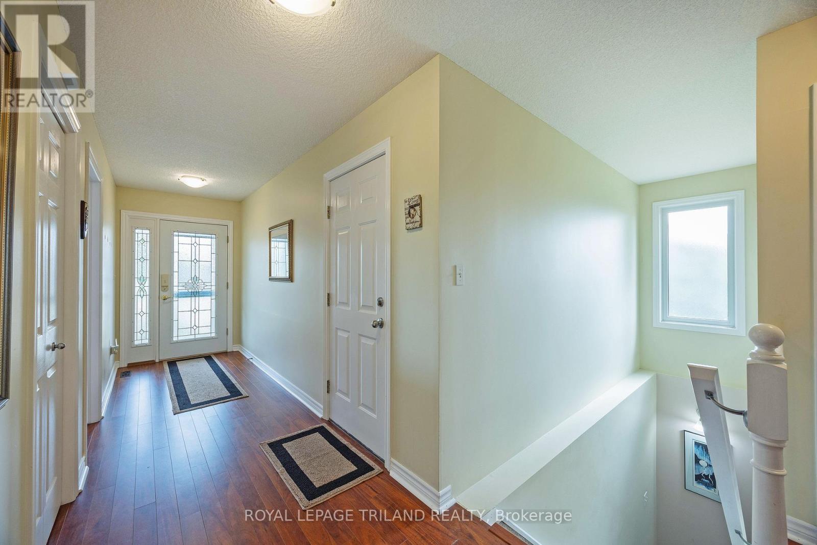 18 Coleman Court, St. Thomas, Ontario  N5R 0A5 - Photo 6 - X12383710