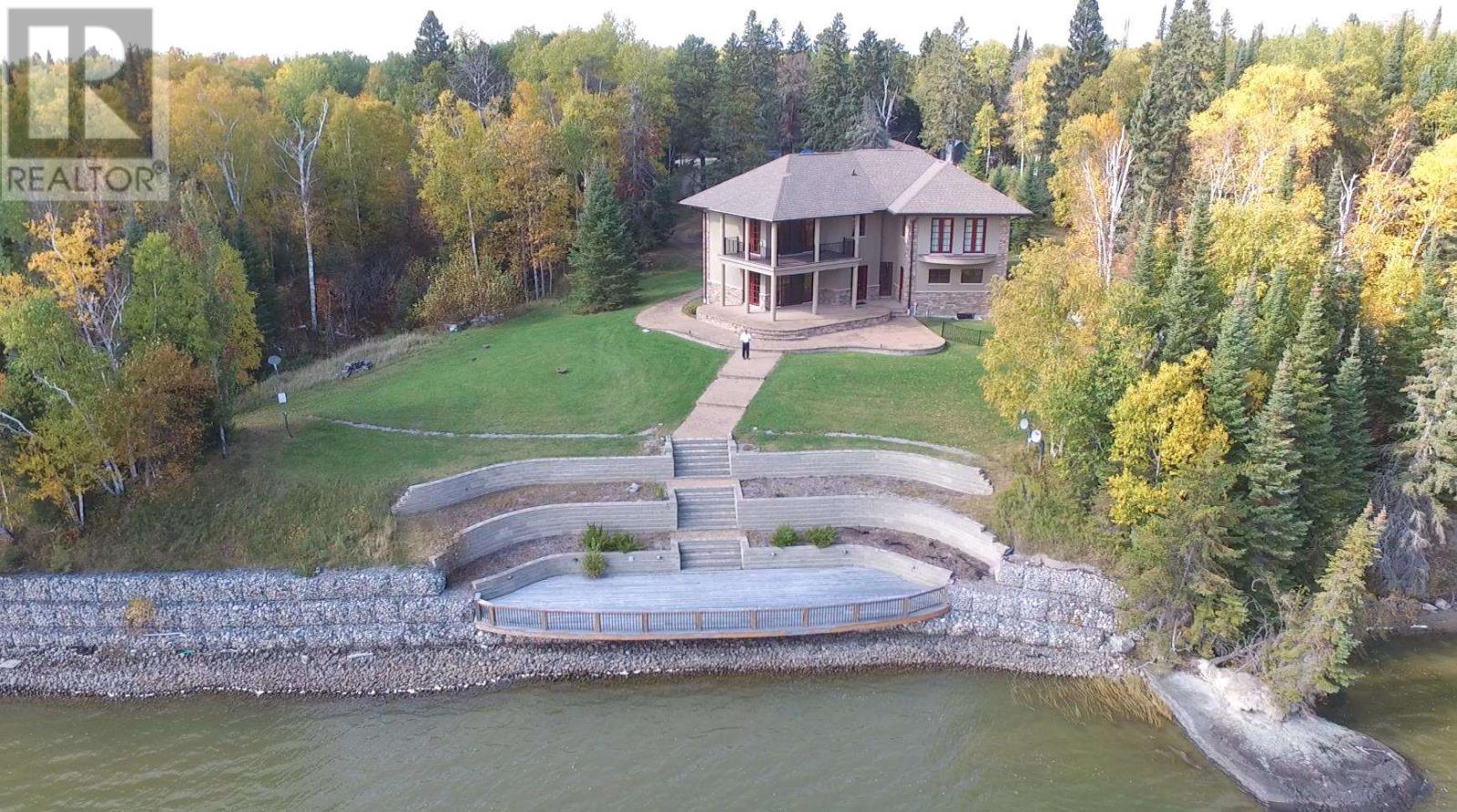 319/321 Parker Point RD, Dryden, Ontario