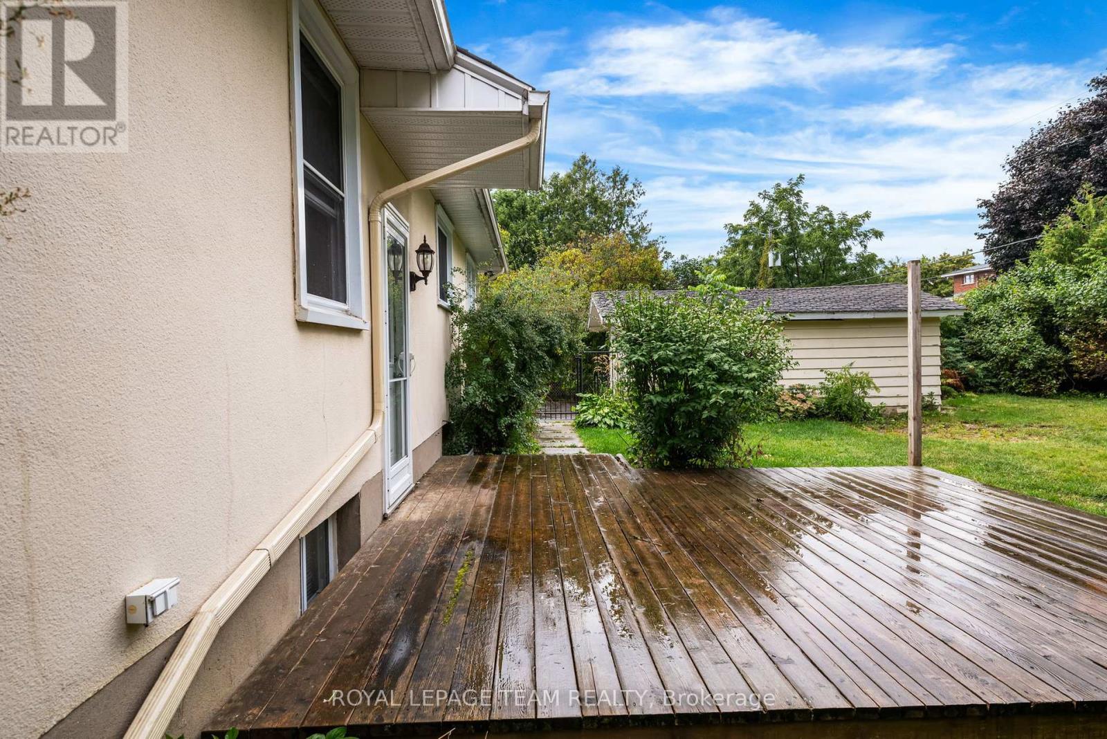 31 Savuto Way Street, Ottawa, Ontario  K2G 2S9 - Photo 32 - X12383757