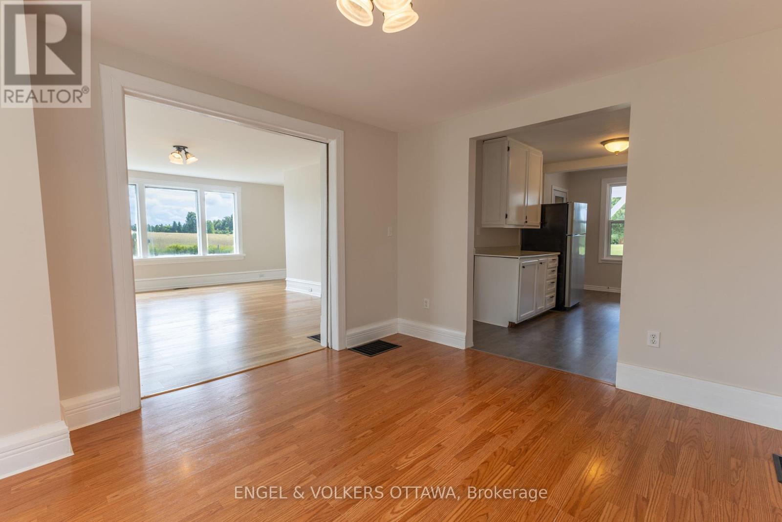 3012 County 21 Road, Edwardsburgh/cardinal, Ontario  K0E 1X0 - Photo 12 - X12383776