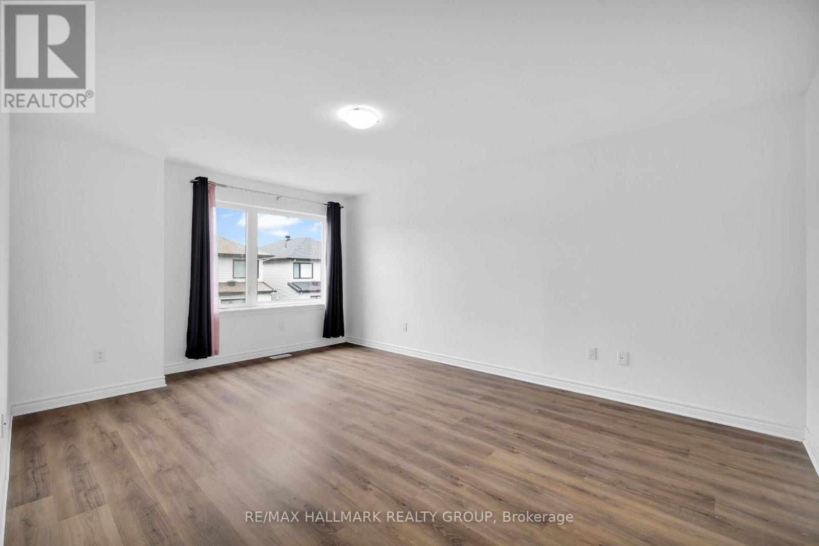 276 Big Dipper Street, Ottawa, Ontario  K4M 0J6 - Photo 21 - X12383784