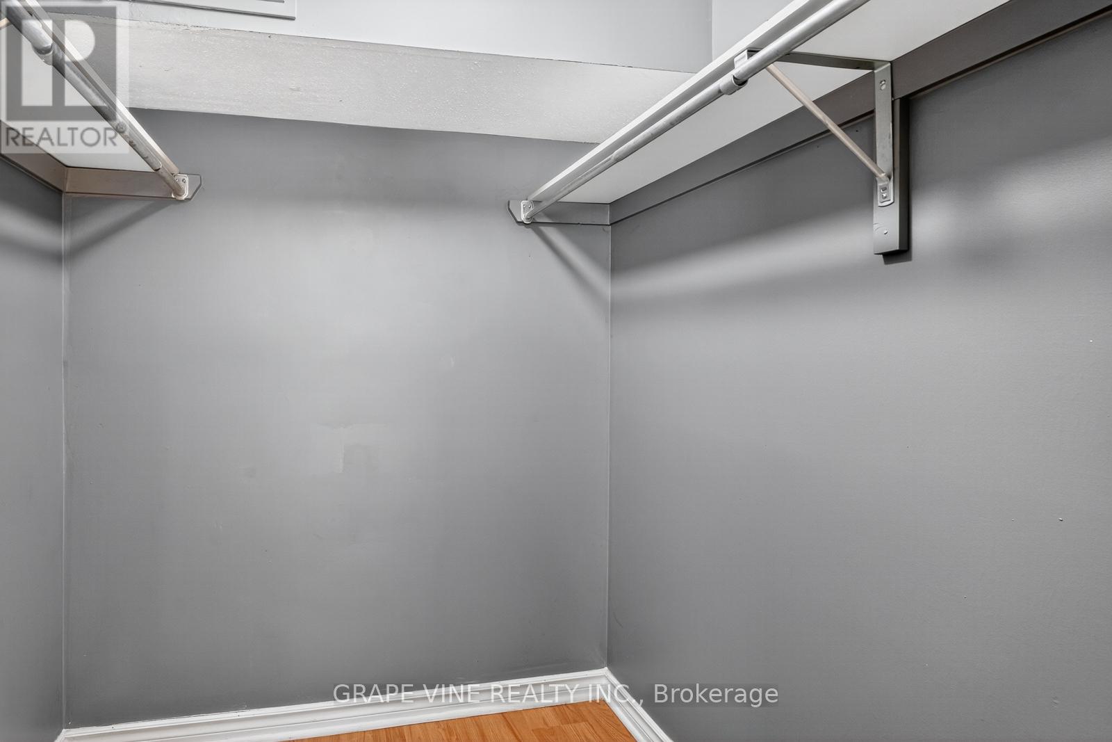 606 Tanguay Court, Ottawa, Ontario  K2L 3X3 - Photo 26 - X12383787