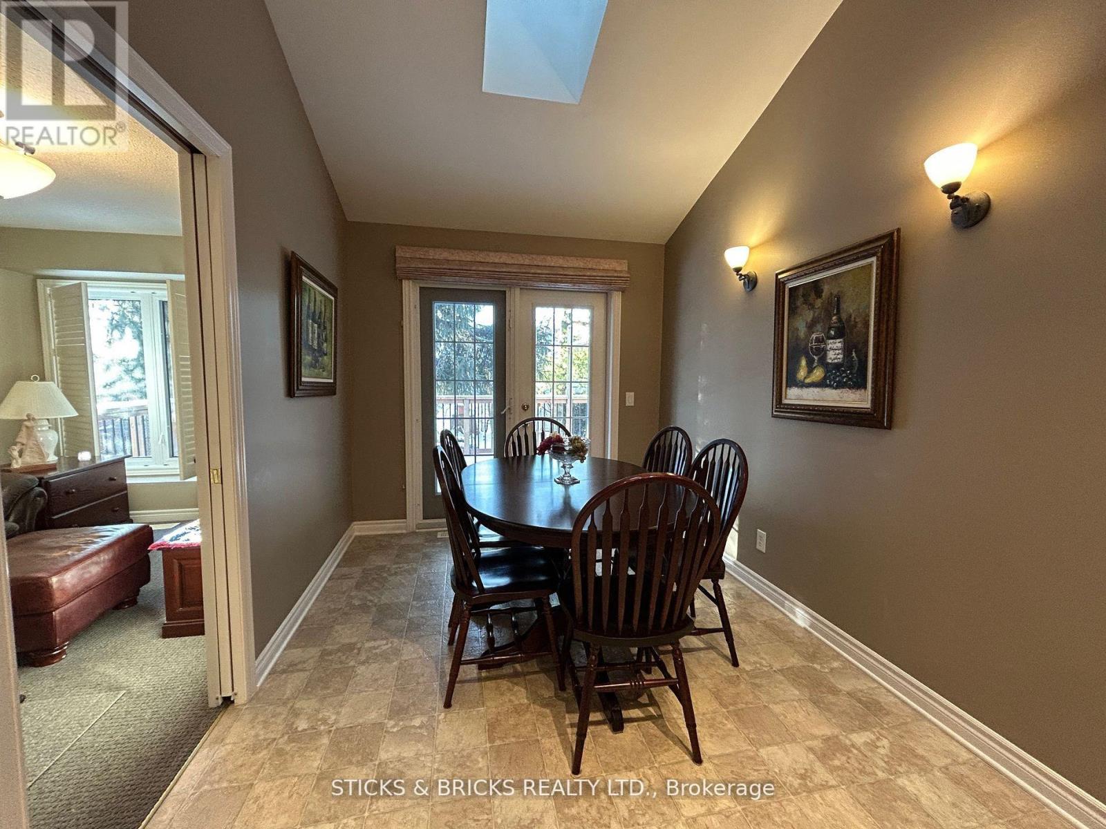 12 - 3241 Montrose Road, Niagara Falls, Ontario  L2H 3L3 - Photo 18 - X12383793