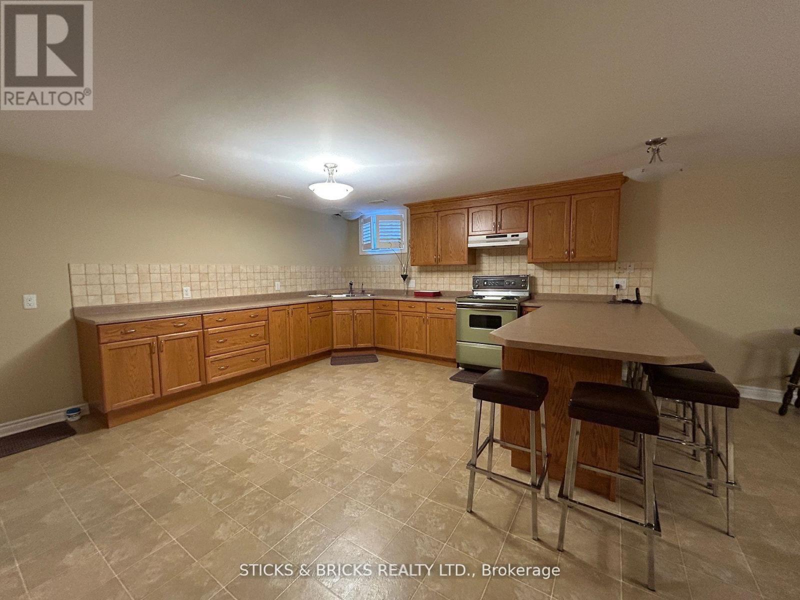 12 - 3241 Montrose Road, Niagara Falls, Ontario  L2H 3L3 - Photo 28 - X12383793