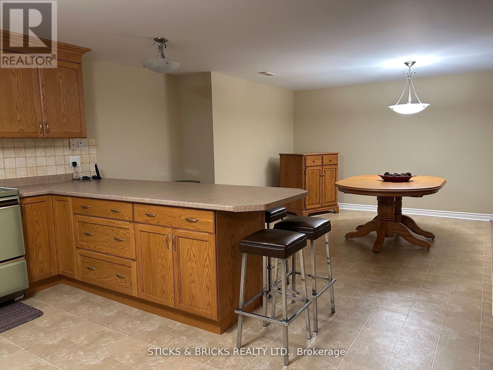 12 - 3241 Montrose Road, Niagara Falls, Ontario  L2H 3L3 - Photo 29 - X12383793