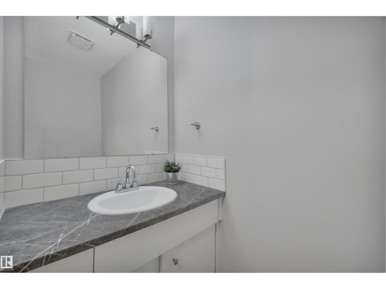 #102 8149 111 St Nw, Edmonton, Alberta  T6G 2P1 - Photo 26 - E4456268