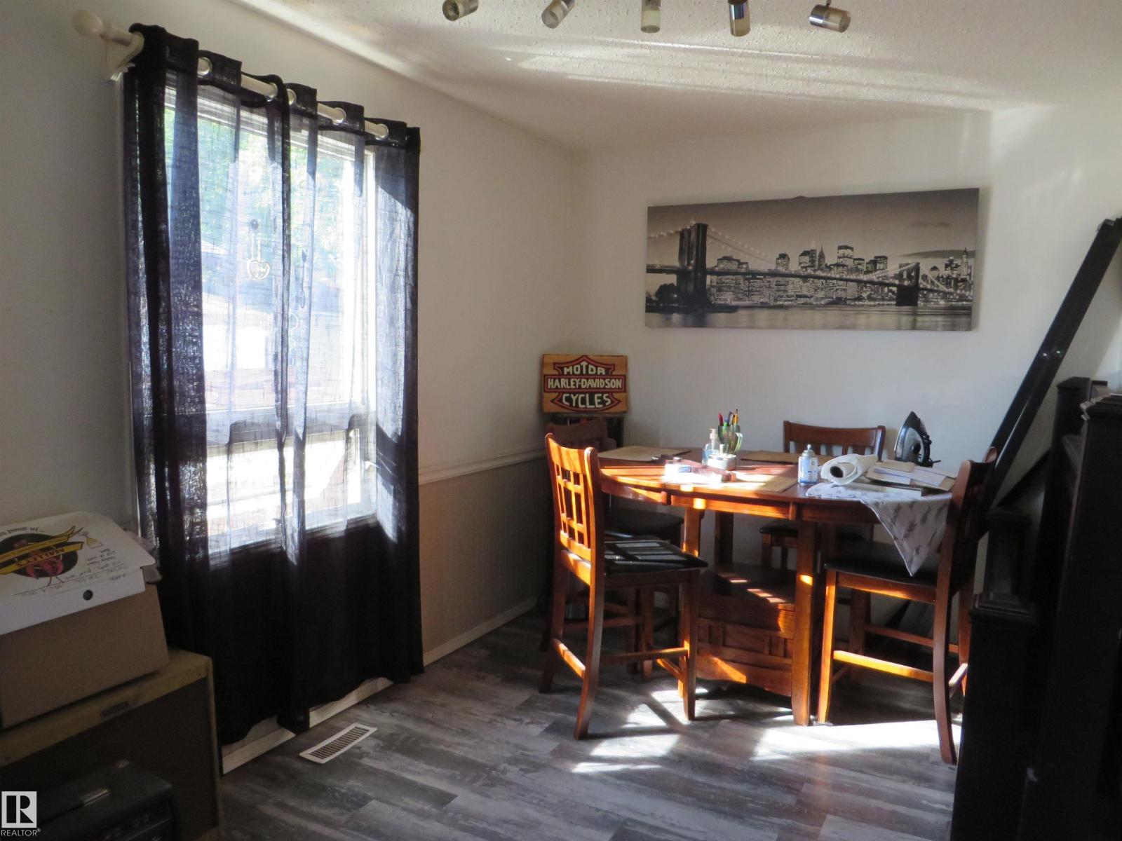 4010 37 Av, Leduc, Alberta  T9E 6E1 - Photo 5 - E4456271