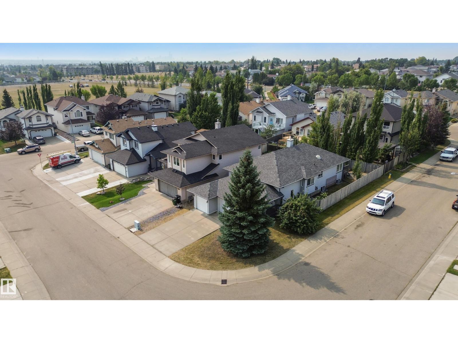 15216 49 St Nw, Edmonton, Alberta  T5Y 3C1 - Photo 3 - E4456276