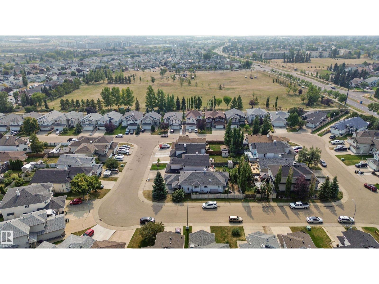 15216 49 St Nw, Edmonton, Alberta  T5Y 3C1 - Photo 8 - E4456276