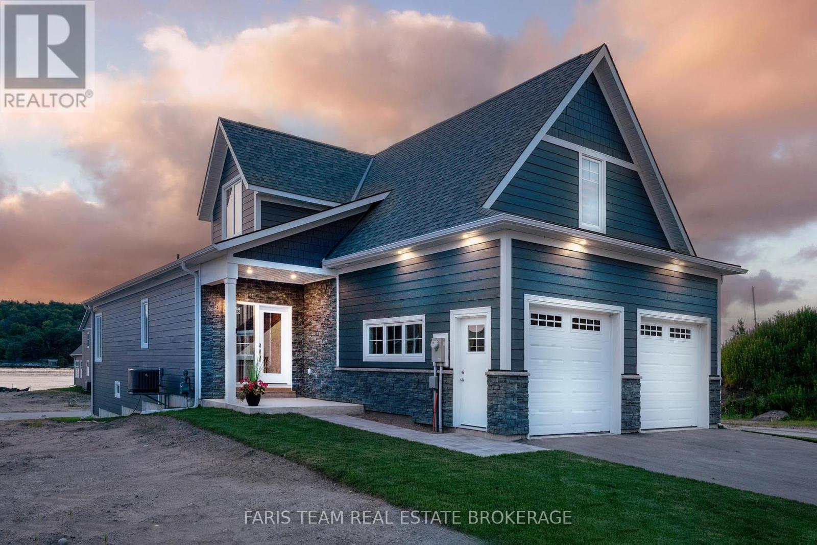 38 MAGAZINE STREET, Penetanguishene, Ontario