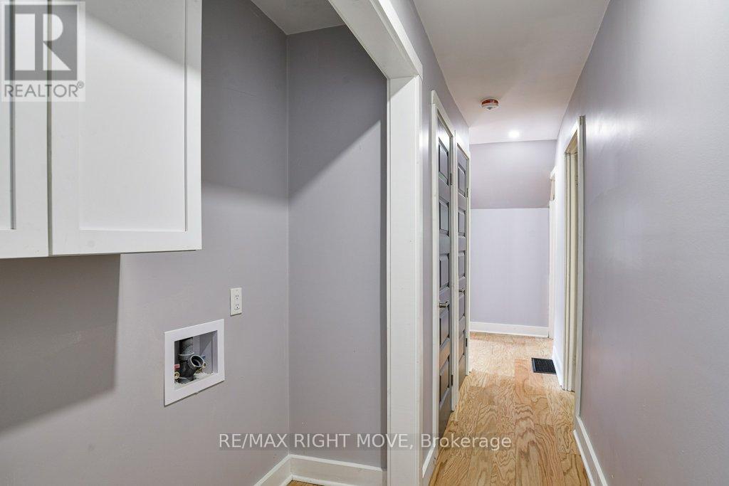 299 Mary Street, Orillia, Ontario  L3V 3E9 - Photo 15 - S12383554