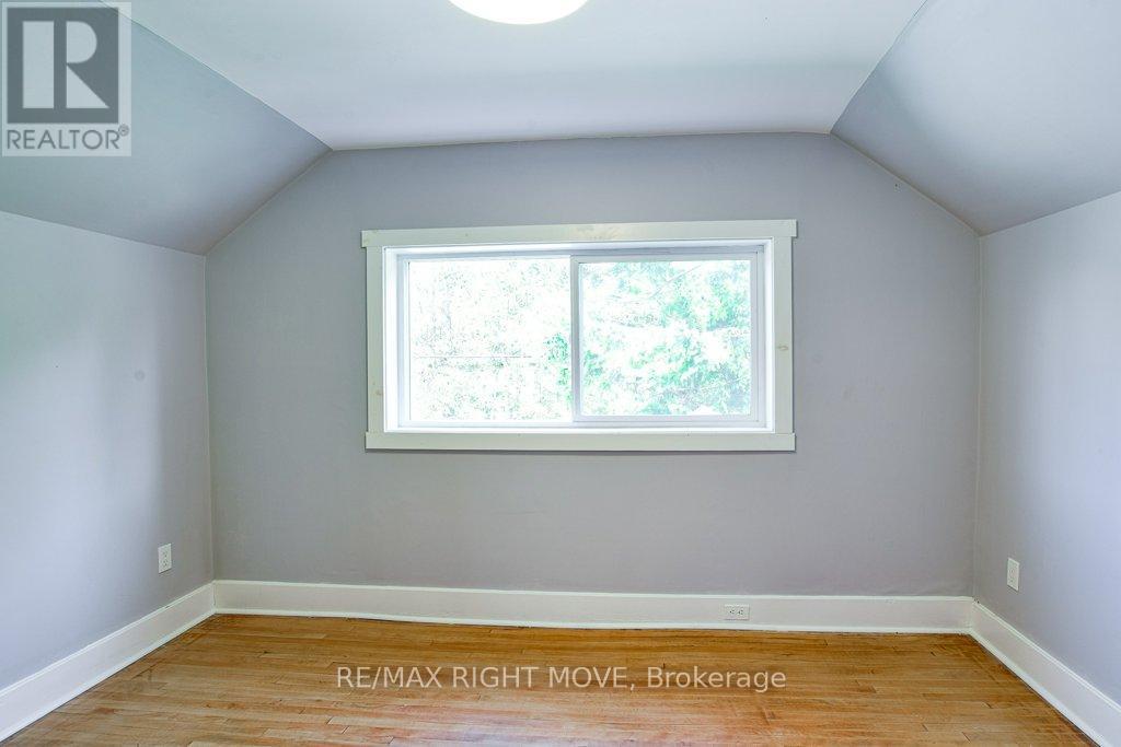 299 Mary Street, Orillia, Ontario  L3V 3E9 - Photo 20 - S12383554