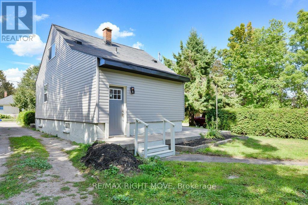 299 Mary Street, Orillia, Ontario  L3V 3E9 - Photo 31 - S12383554