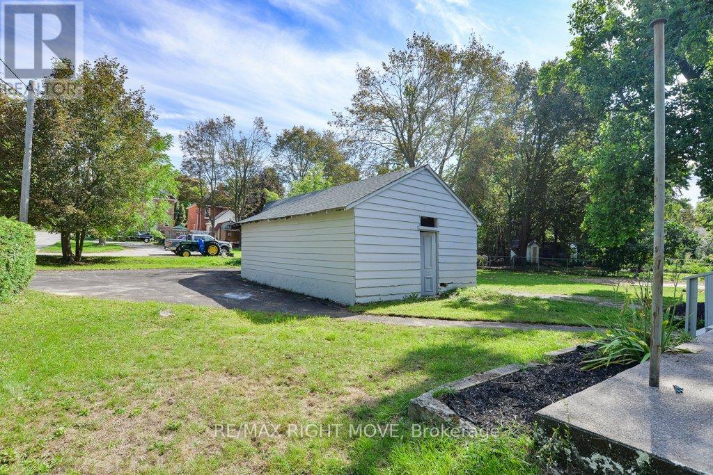 299 Mary Street, Orillia, Ontario  L3V 3E9 - Photo 32 - S12383554