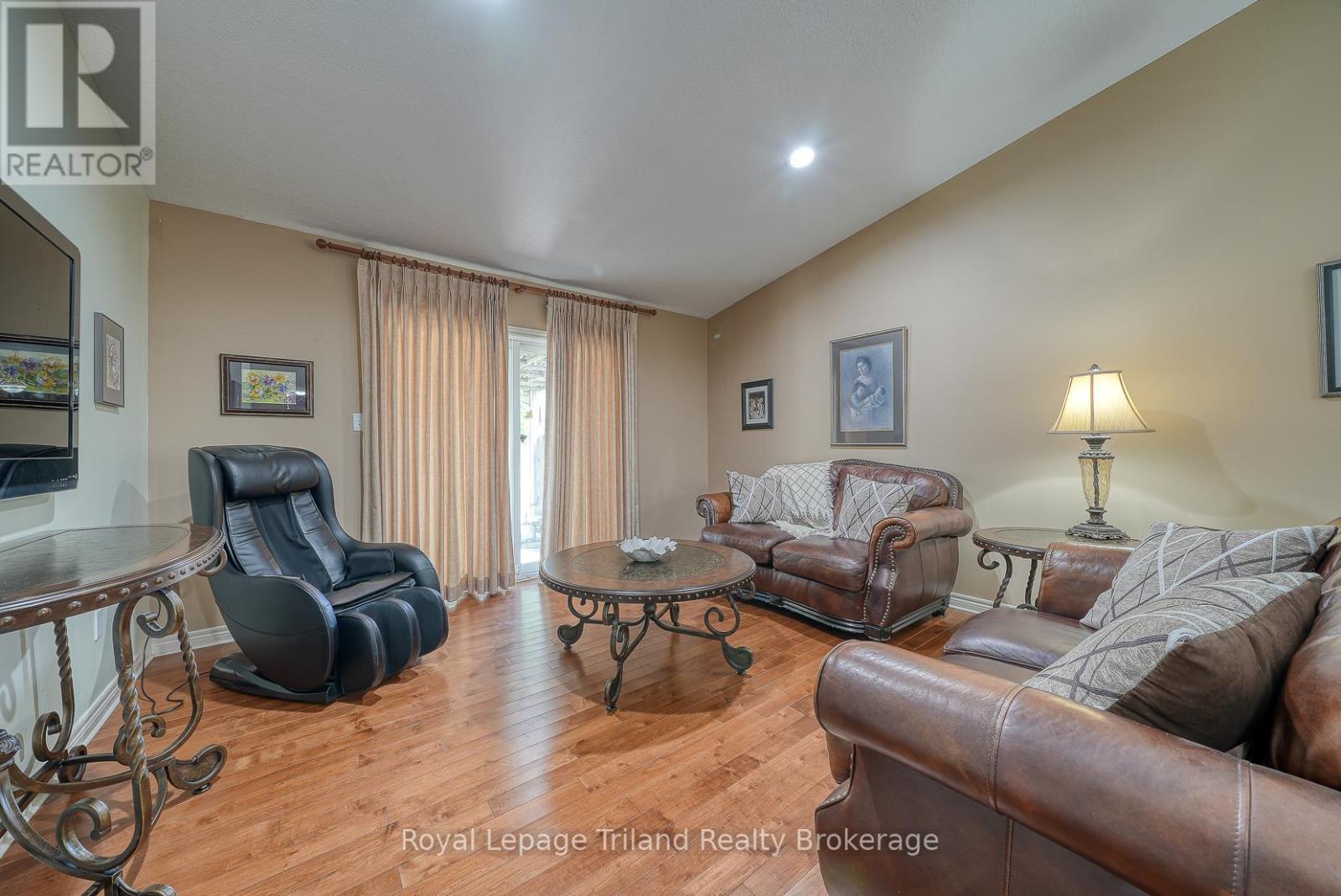 1 - 54 Garden Avenue, Brantford, Ontario  N3S 0A1 - Photo 21 - X12383632