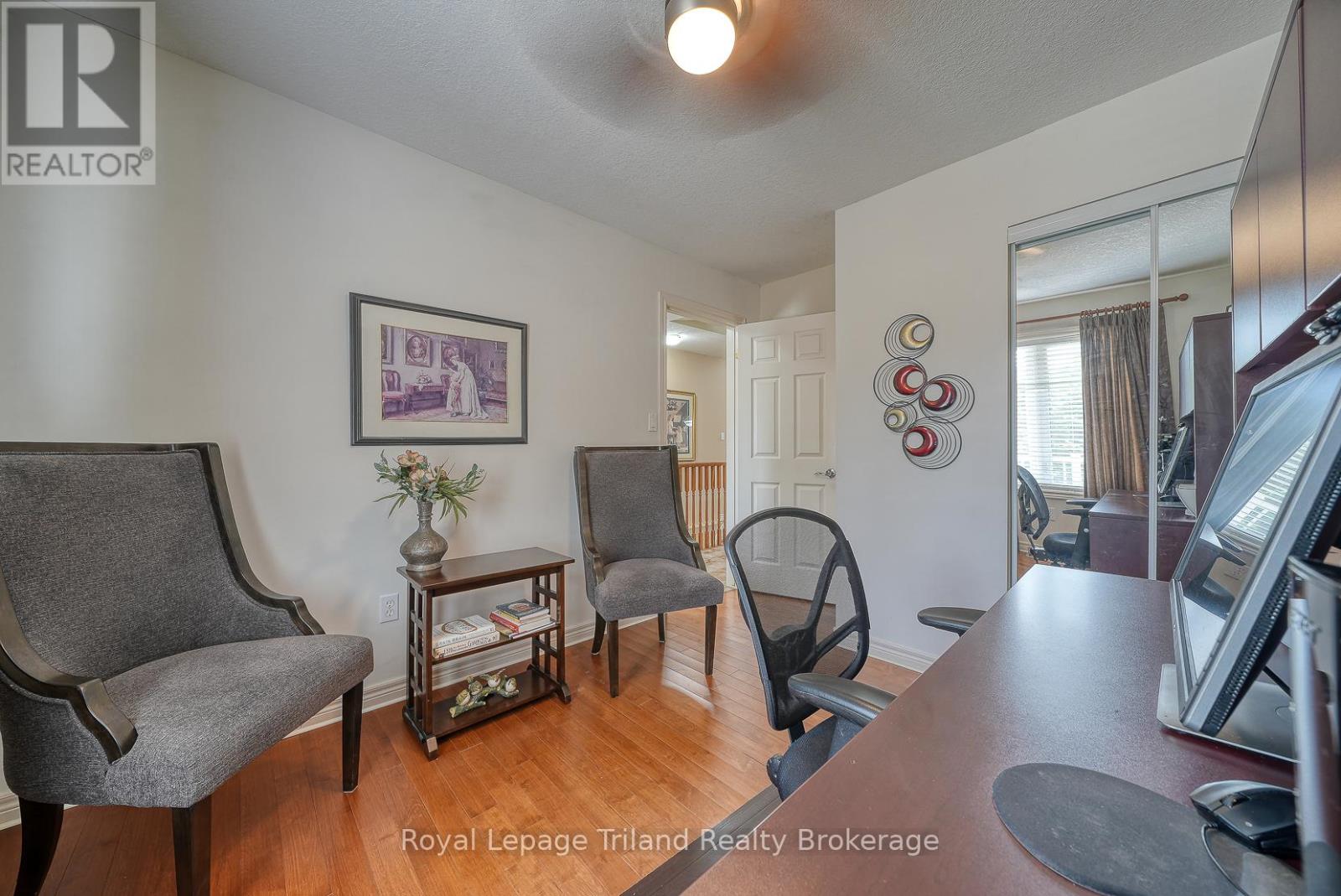 1 - 54 Garden Avenue, Brantford, Ontario  N3S 0A1 - Photo 9 - X12383632