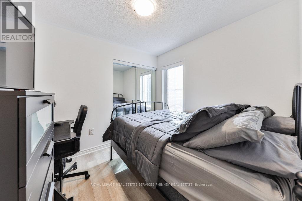 1841 Thames Circle, Milton, Ontario  L9E 2A4 - Photo 23 - W12383505