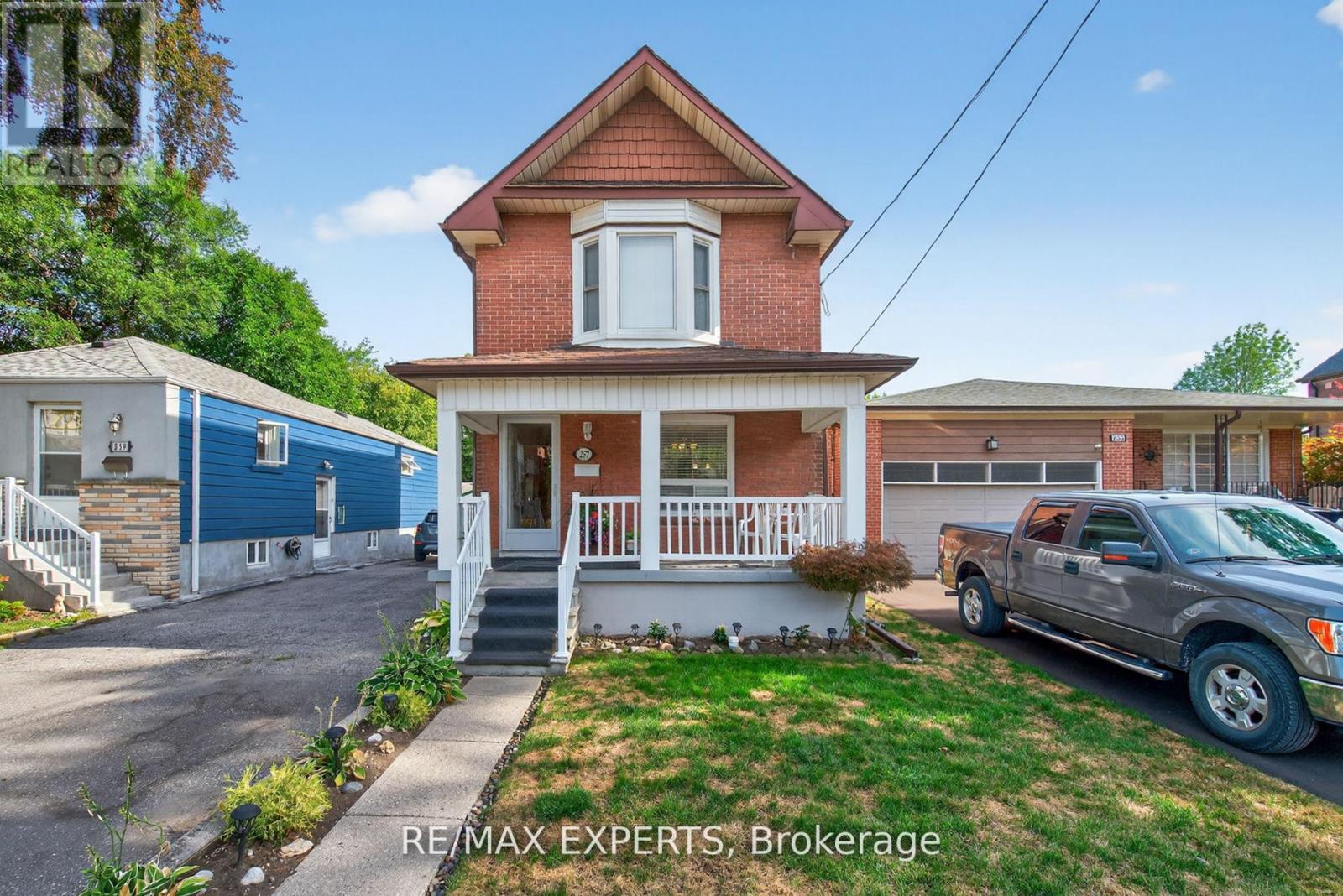257 JOHN STREET, Toronto, Ontario