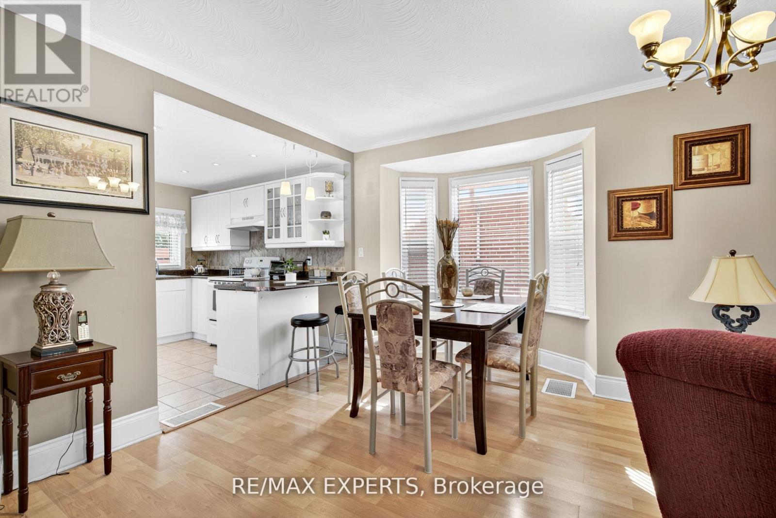 257 John Street, Toronto, Ontario  M9N 1K1 - Photo 10 - W12383513