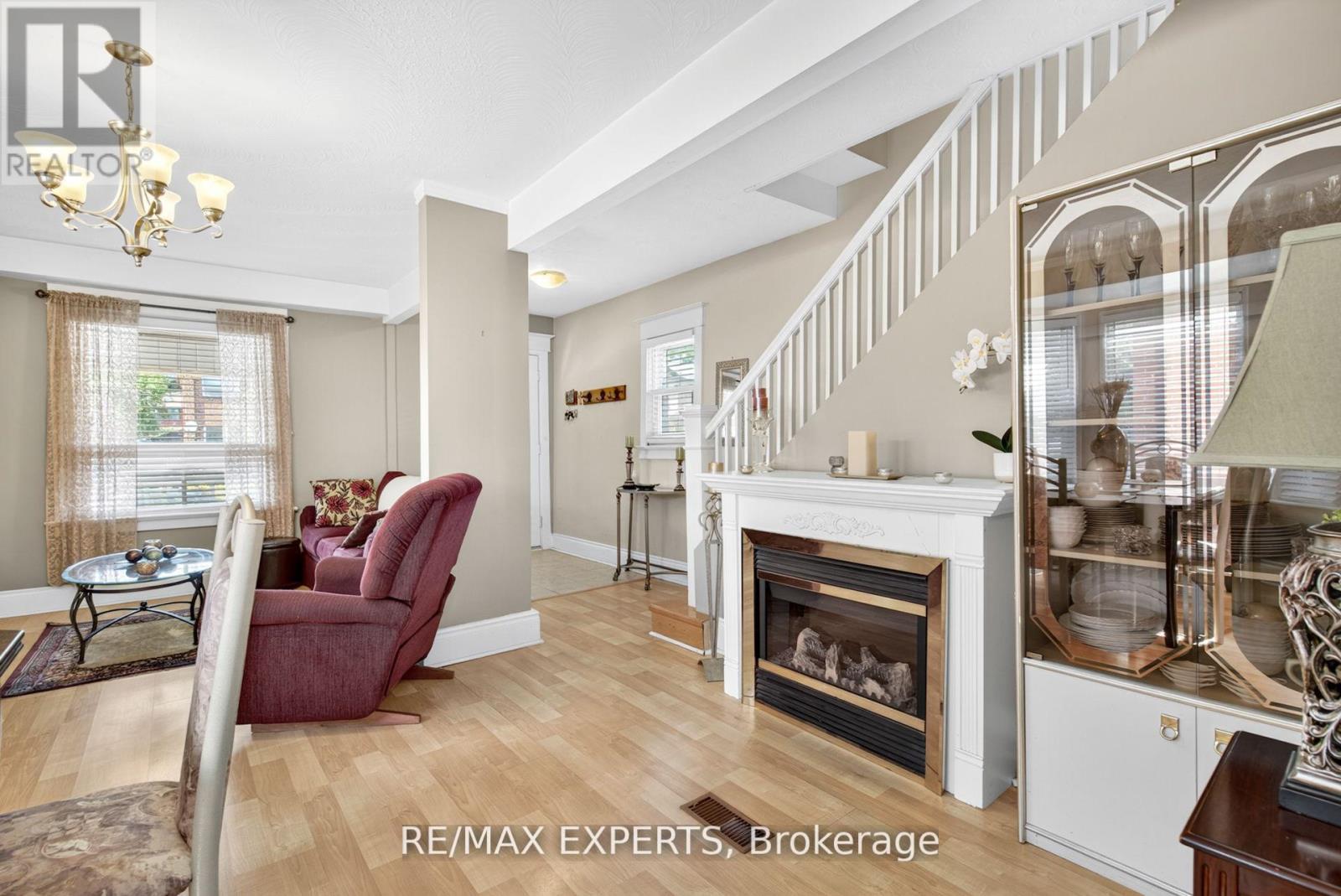 257 John Street, Toronto, Ontario  M9N 1K1 - Photo 12 - W12383513