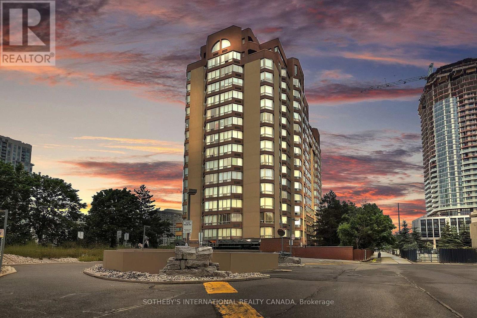 406 - 25 FAIRVIEW ROAD W, Mississauga, Ontario