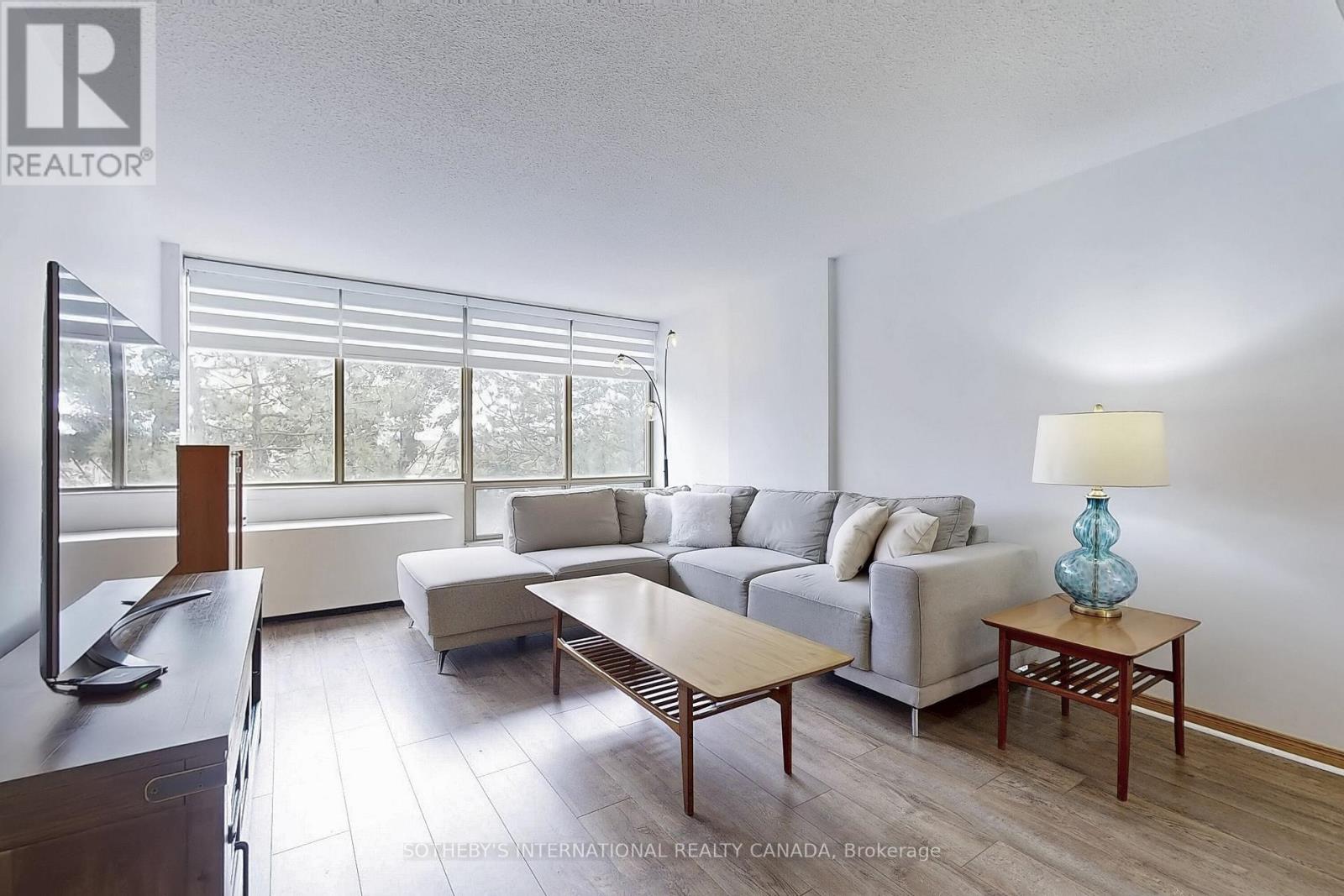 406 - 25 Fairview Road W, Mississauga, Ontario  L5B 3Y8 - Photo 7 - W12383521