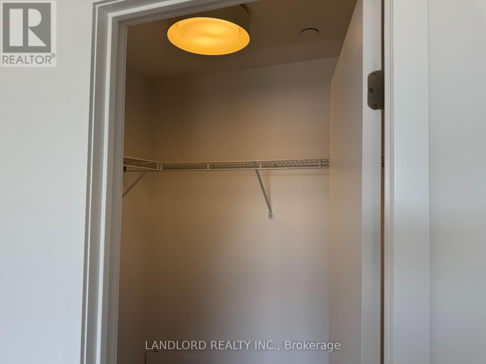 321 - 2485 Eglinton Avenue W, Mississauga, Ontario  L5M 2T1 - Photo 12 - W12383534