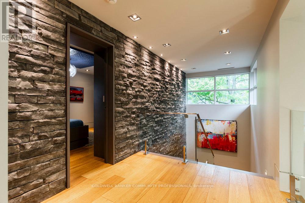 777 Shadeland Avenue, Burlington, Ontario  L7T 2M2 - Photo 29 - W12383566