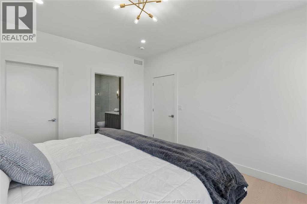 13 Eagle Street, Leamington, Ontario  N8H 0G4 - Photo 12 - 25022509