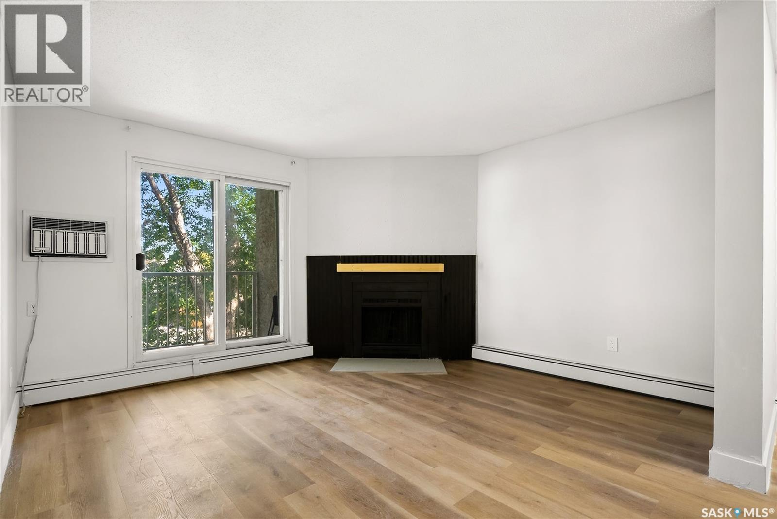 510 2406 Heseltine Road, Regina, Saskatchewan  S4V 1N9 - Photo 2 - SK017547