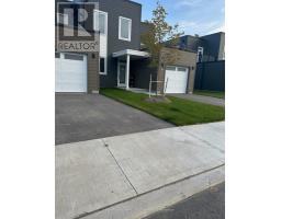 4 - 19 WEST STREET N, Kawartha Lakes, Ontario