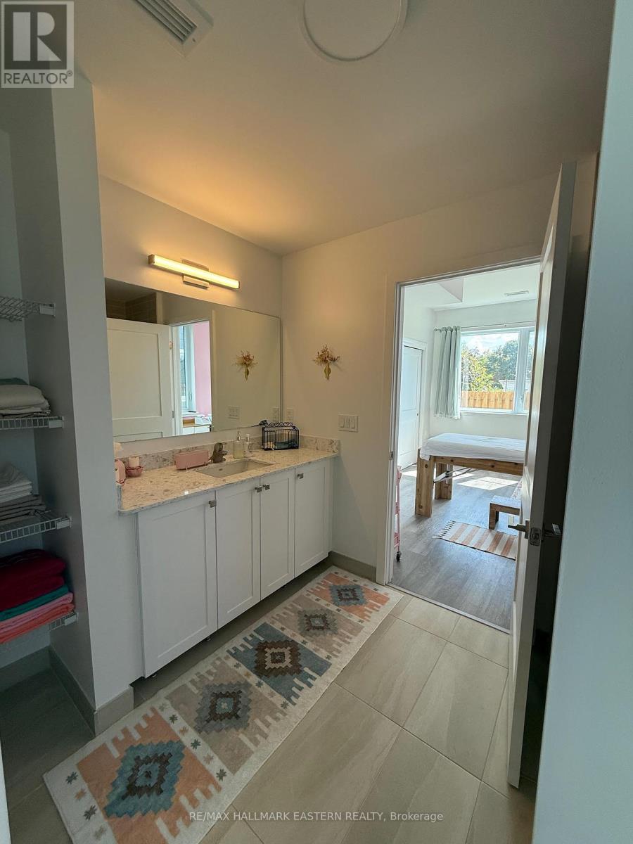4 - 19 West Street N, Kawartha Lakes, Ontario  K0M 1N0 - Photo 12 - X12383704