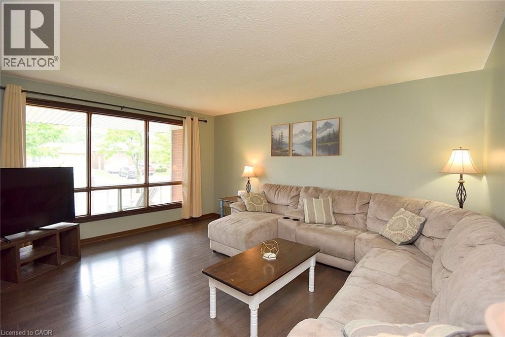 237 Mac Crae Drive, Caledonia, Ontario  N3W 1K5 - Photo 9 - 40764894