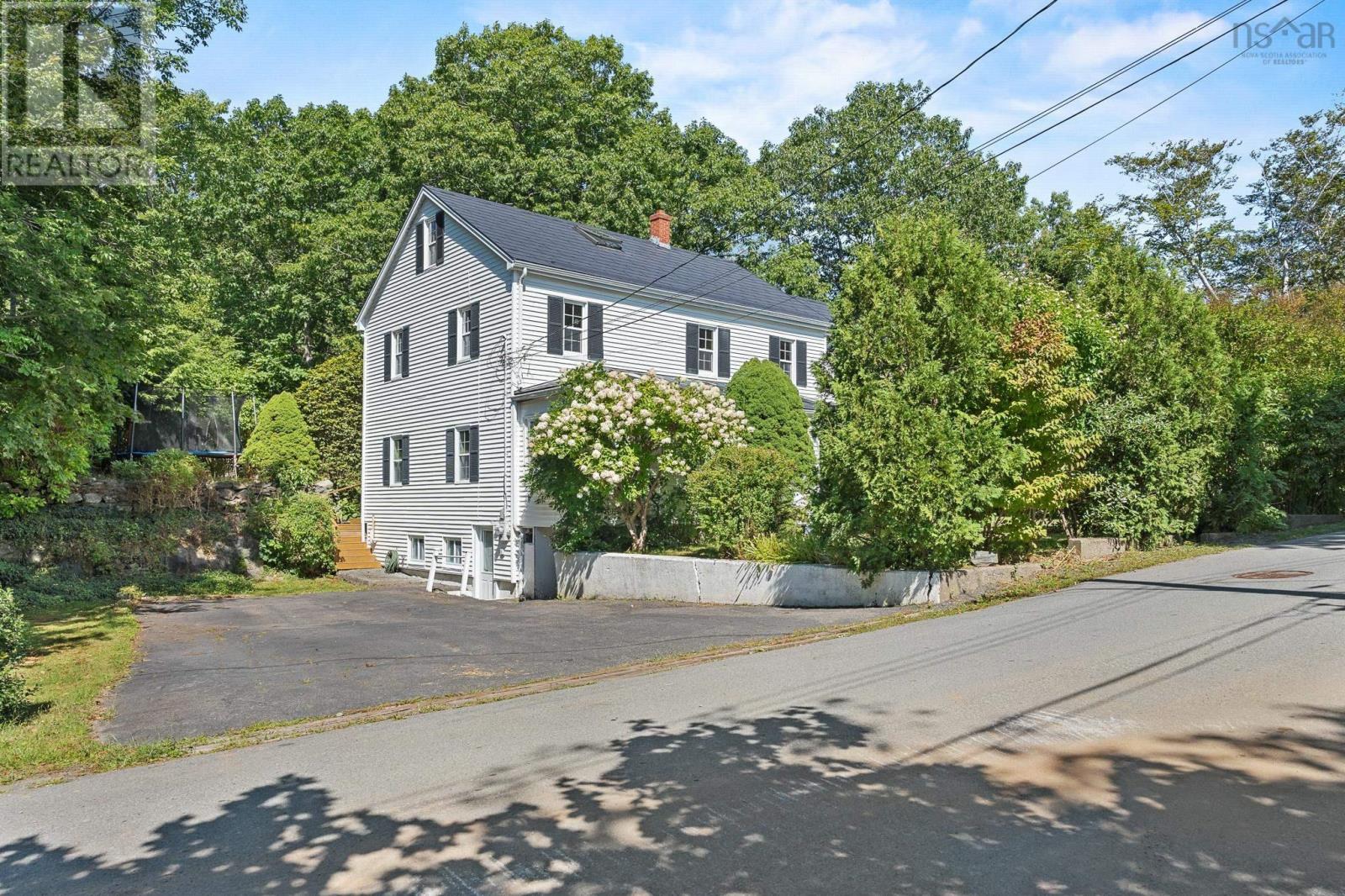 8 Emmerson Street, Bedford, Nova Scotia