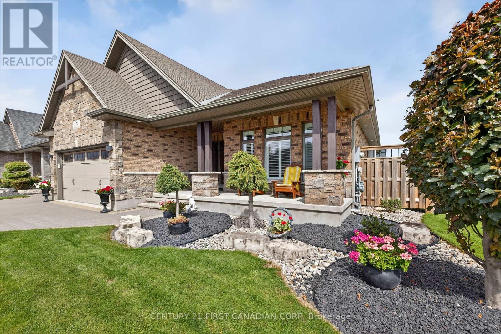 474 Macdonald Street, Strathroy-Caradoc, Ontario  N7G 0C8 - Photo 3 - X12383896