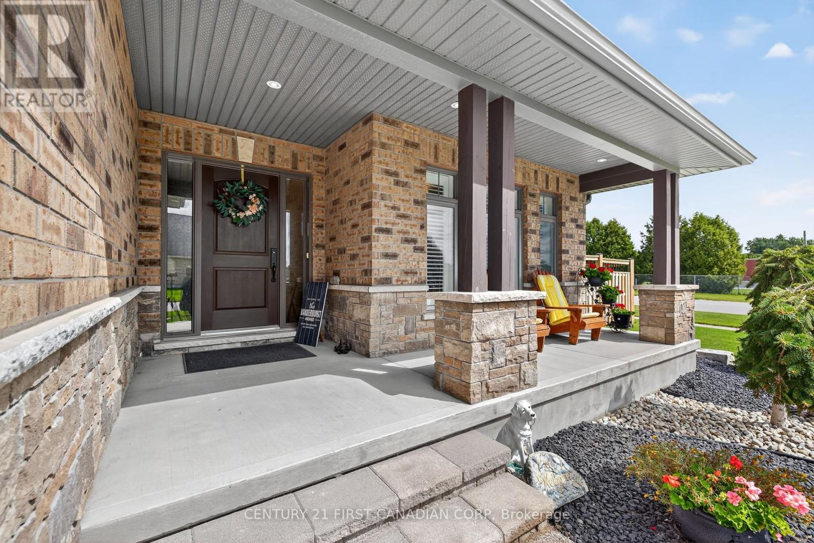 474 Macdonald Street, Strathroy-Caradoc, Ontario  N7G 0C8 - Photo 4 - X12383896
