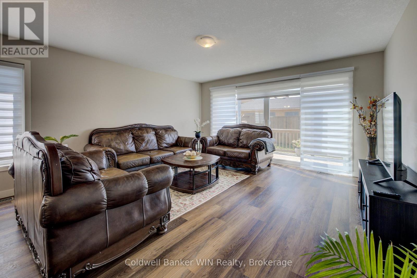 780 Waterloo Street, Wellington North, Ontario  N0G 2L3 - Photo 18 - X12383842