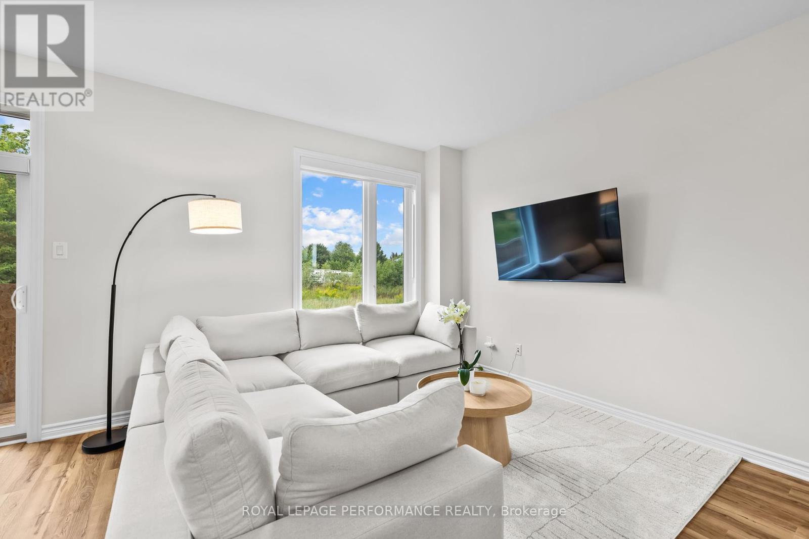 370 Labelle Street, Russell, Ontario  K0A 1W0 - Photo 13 - X12383907