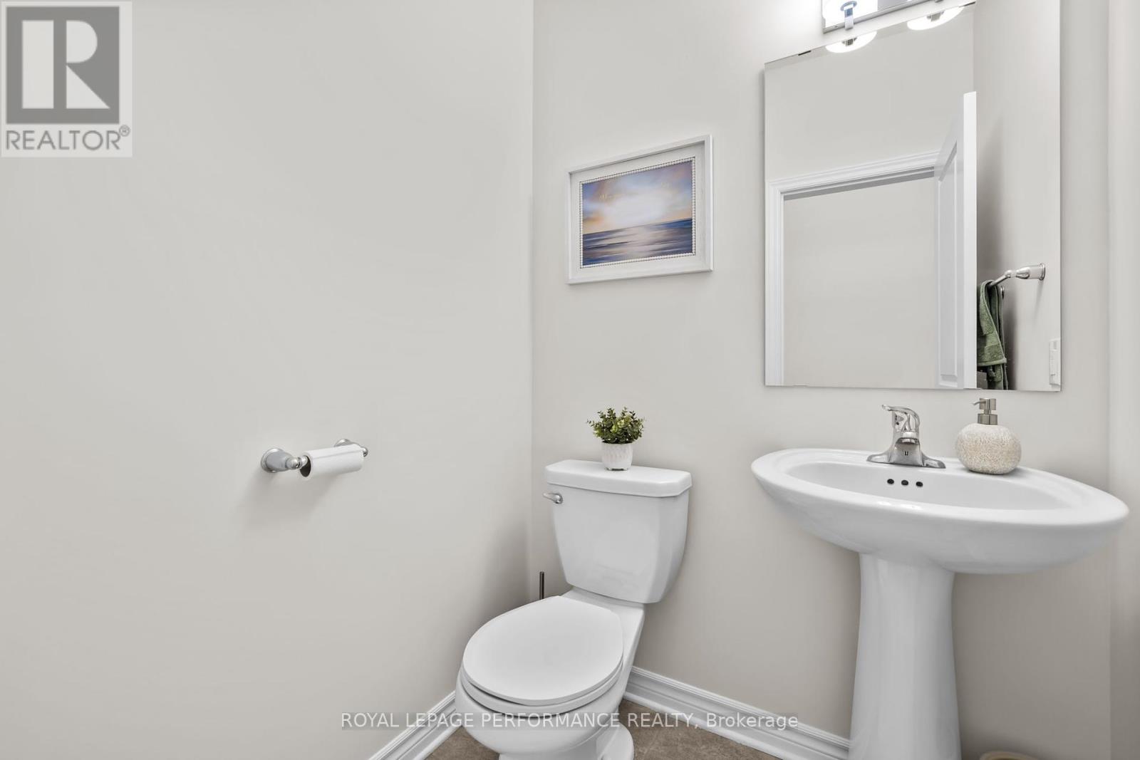 370 Labelle Street, Russell, Ontario  K0A 1W0 - Photo 15 - X12383907