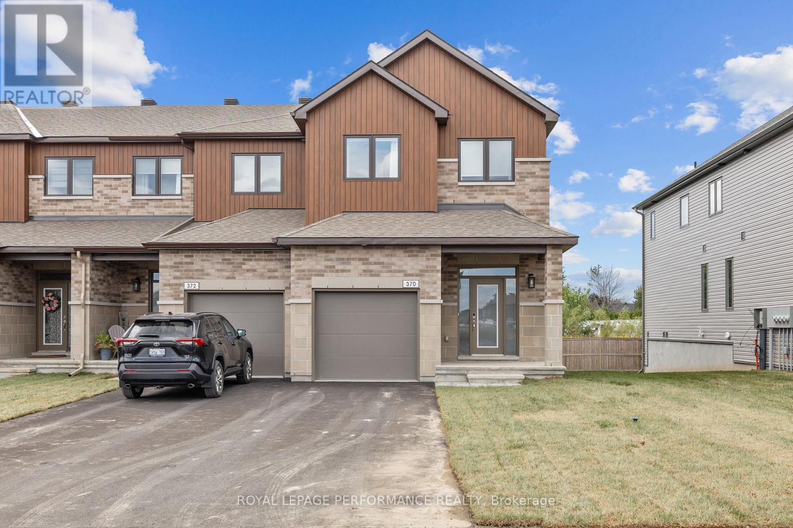370 Labelle Street, Russell, Ontario  K0A 1W0 - Photo 2 - X12383907